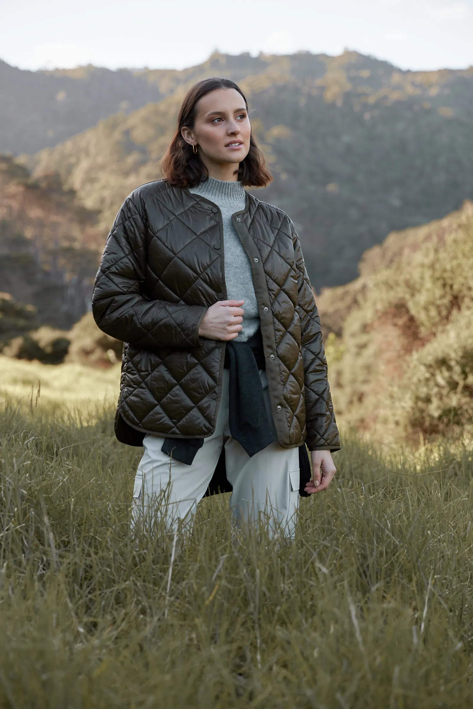 Alpine Quilted Jacket - Dark Olive
