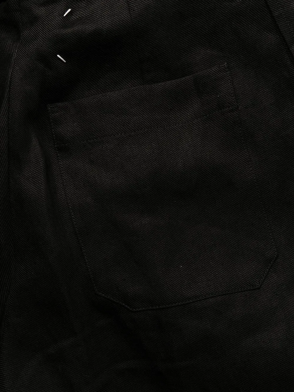 button-fastening waist trousers
