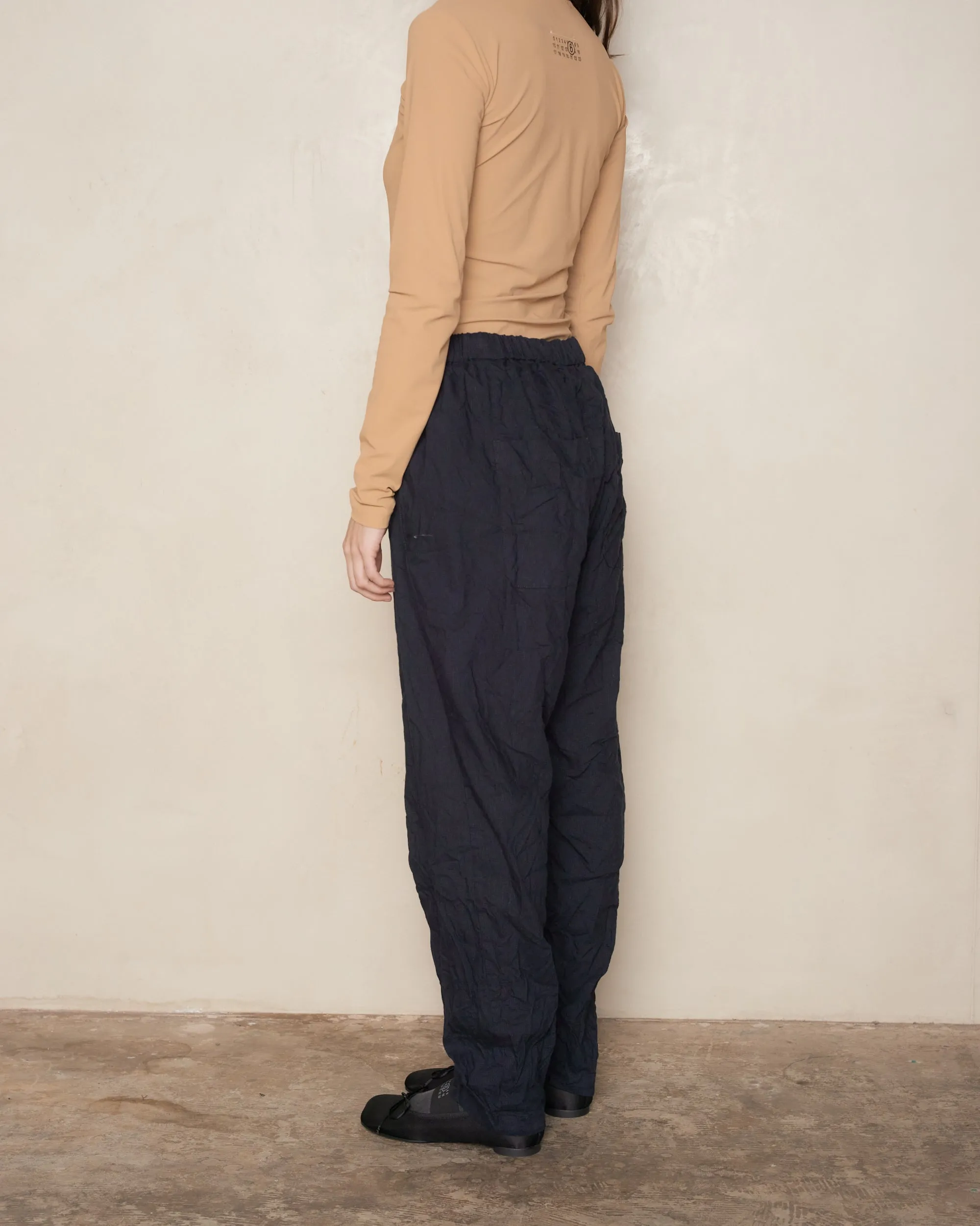Navy Crinkle Loose Slim Pants