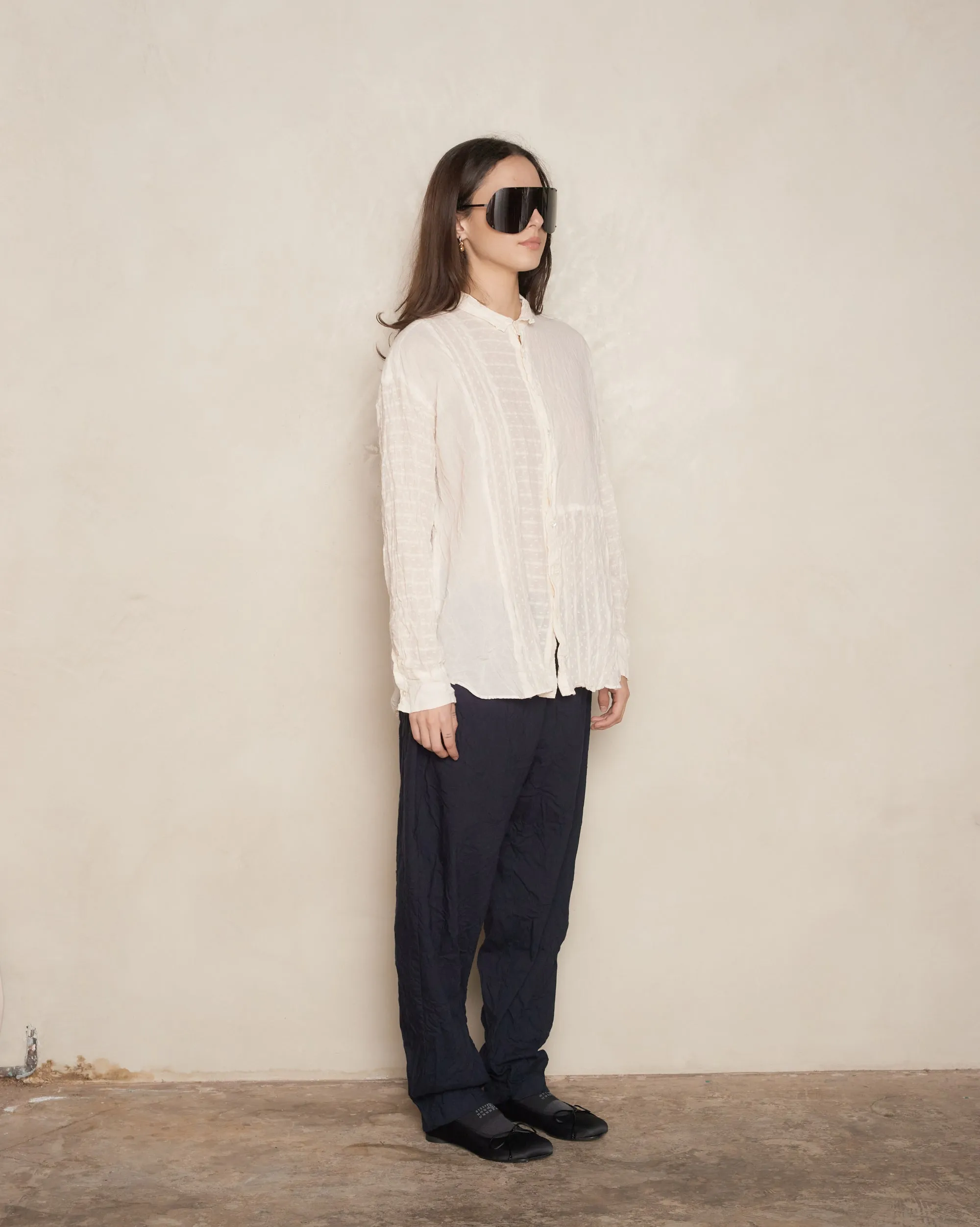 Navy Crinkle Loose Slim Pants