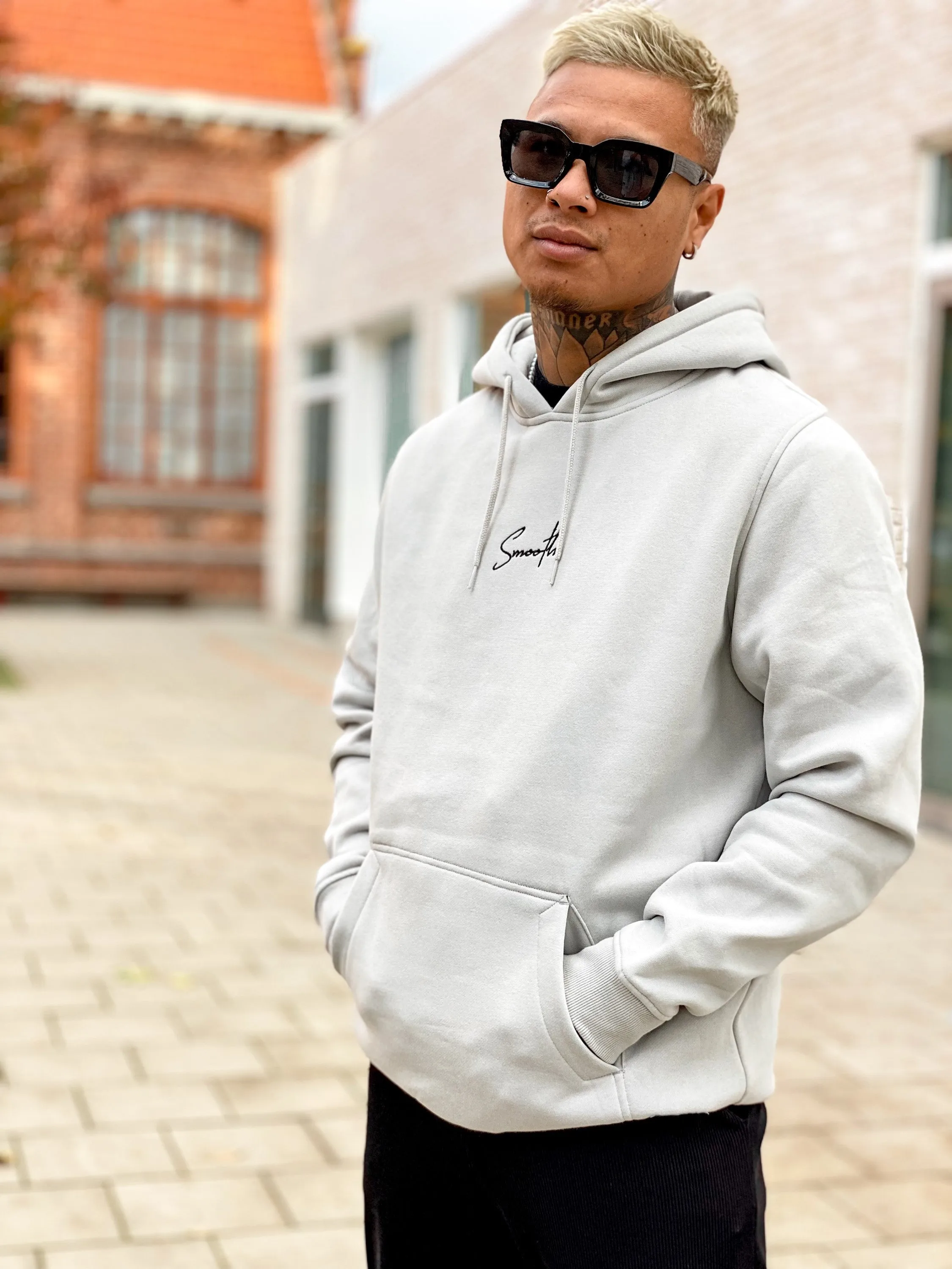 Soft Concrete Hoodie / Signature Black Men
